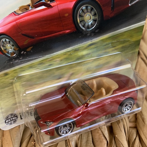 2021 Lexus LC 500 Red Car Matchbox New Model 2025 MBX MB1504 Diecast Collectible - Picture 3 of 8
